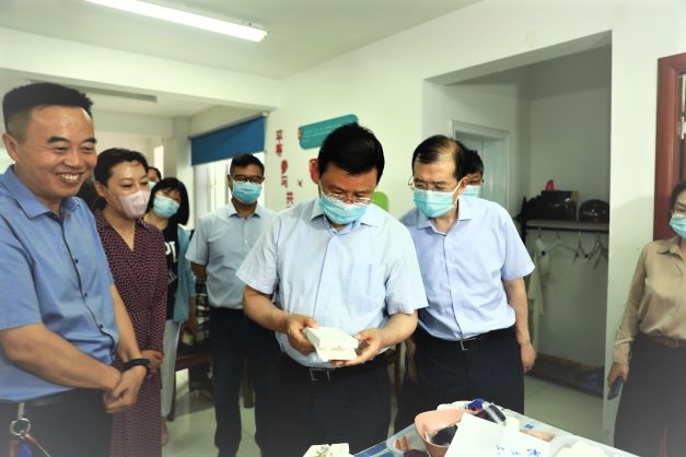 调研海州区南城街道残疾人之家.JPG