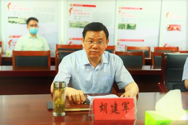 座谈会.JPG